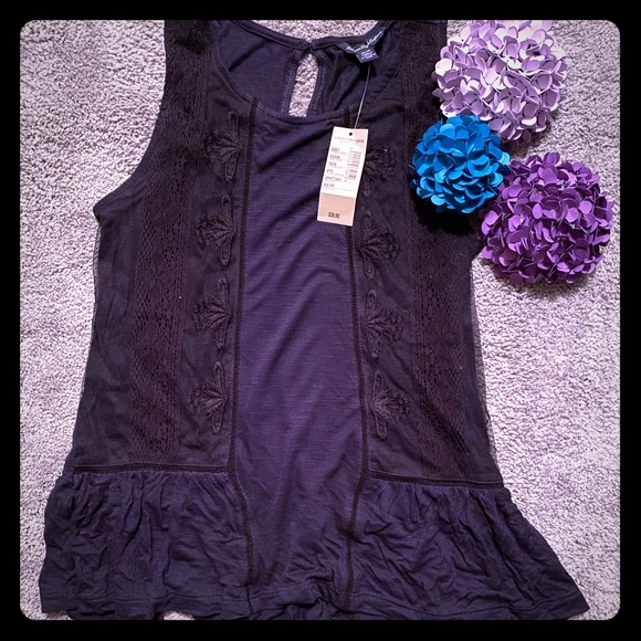 American Eagle Outfitters Top - XS - NWT! 🌸☀️ - Picture 1 of 3